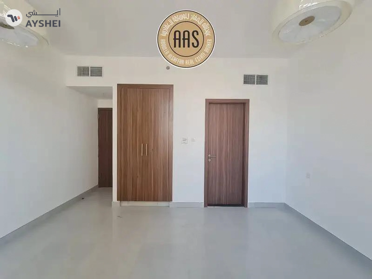 In prime location luxurious brand new 2bhk with all amenities-6-6