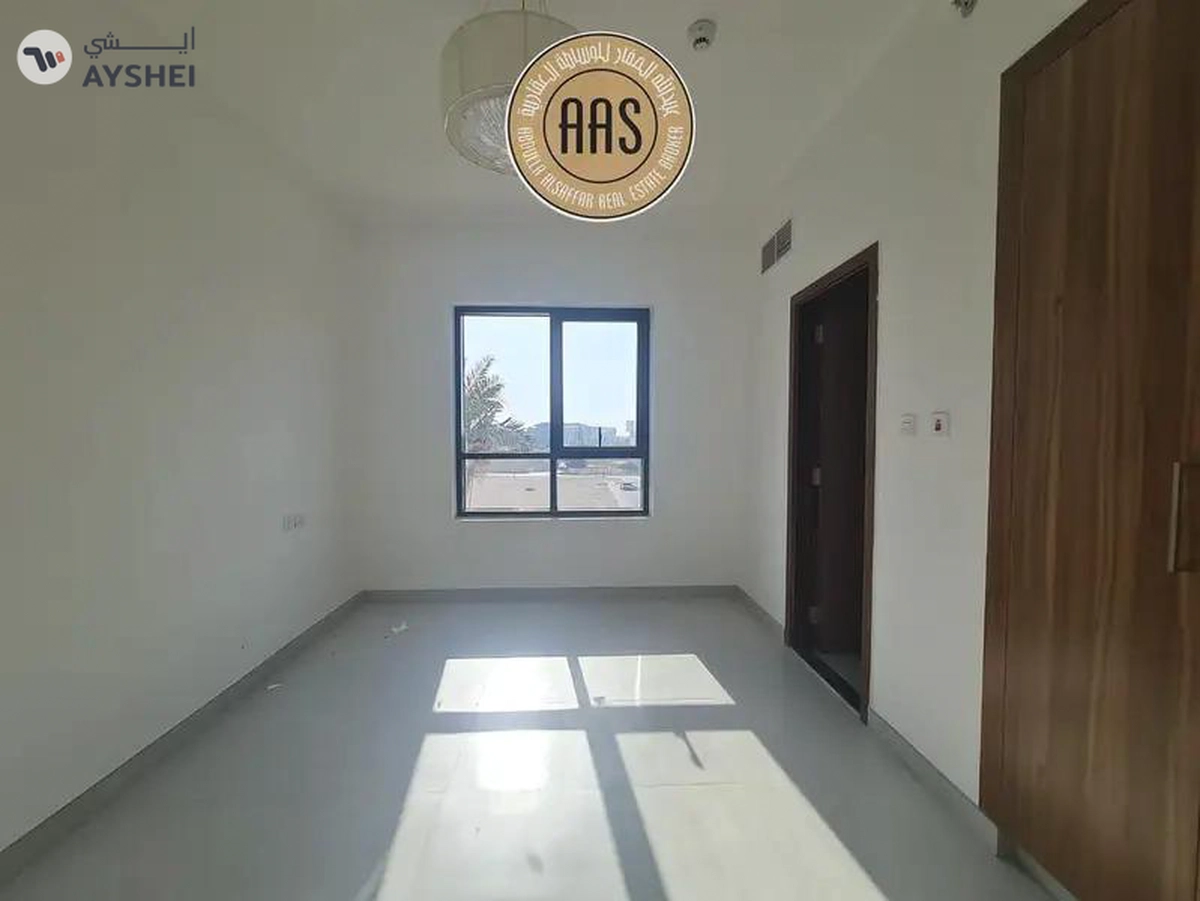 In prime location luxurious brand new 2bhk with all amenities-8-8