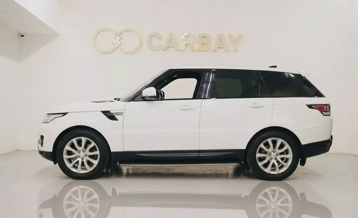 AED 2461 PM | RANGE ROVER SPORT SE 2017 | WELL MAINTAINED | 1 YEAR WARRANTY | GCC-3-3