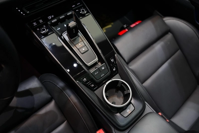 Porsche 911 Carrera GTS Coupe 2022-9