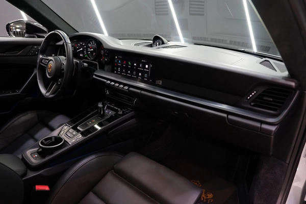 Porsche 911 Carrera GTS Coupe 2022