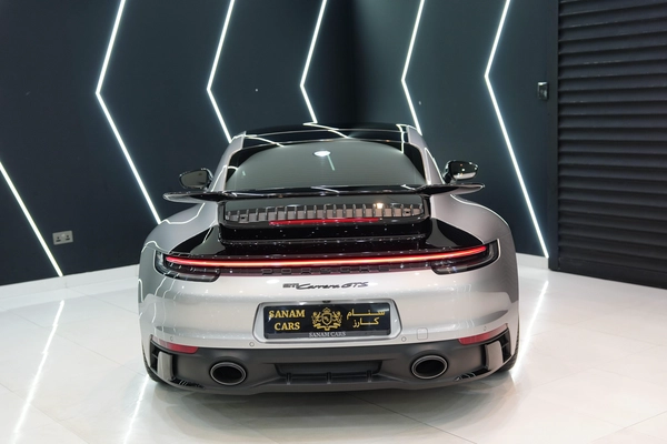 Porsche 911 Carrera GTS Coupe 2022
