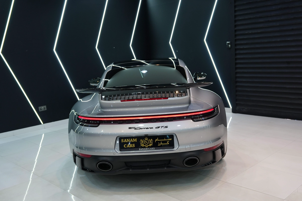 Porsche 911 Carrera GTS Coupe 2022