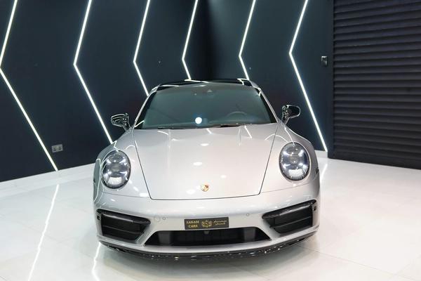Porsche 911 Carrera GTS Coupe 2022