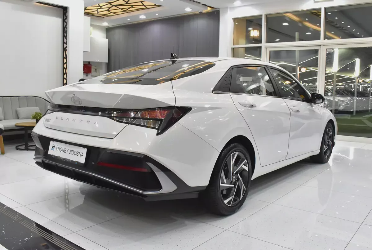 AED 769 EMi for 5Yrs | Hyundai Elantra ( 2024 Model ) in White Color Chinese Specs-5-5