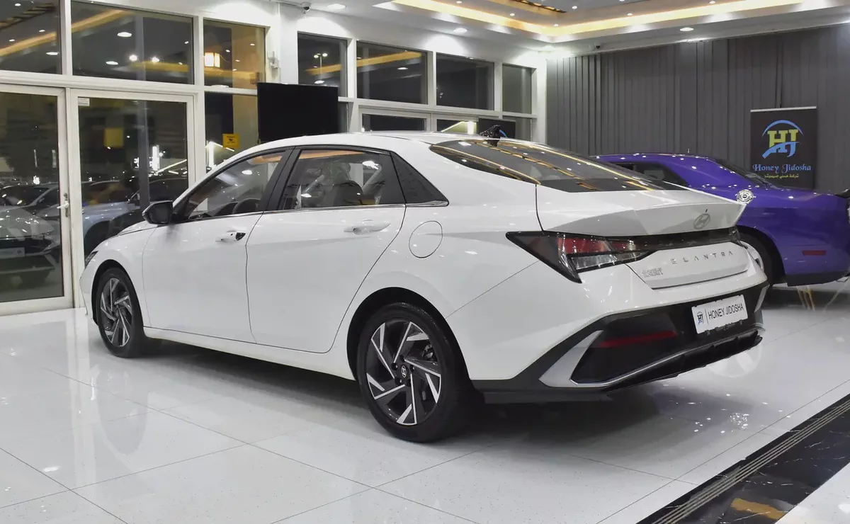 AED 769 EMi for 5Yrs | Hyundai Elantra ( 2024 Model ) in White Color Chinese Specs-6-6