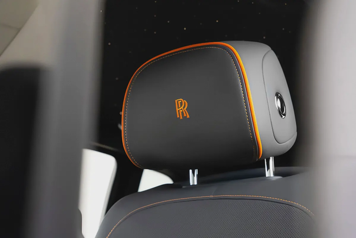 24,610 AED / month | 60 months | 0% DP | 2022 Rolls Royce Cullinan Black Badge-12-12