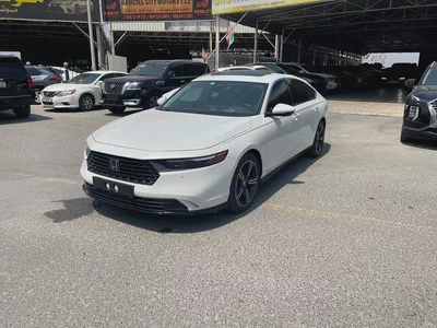 Honda Accord Clarity Hybrid 2023 | GCC Specs | Low Mileage | Excellent Condition-1