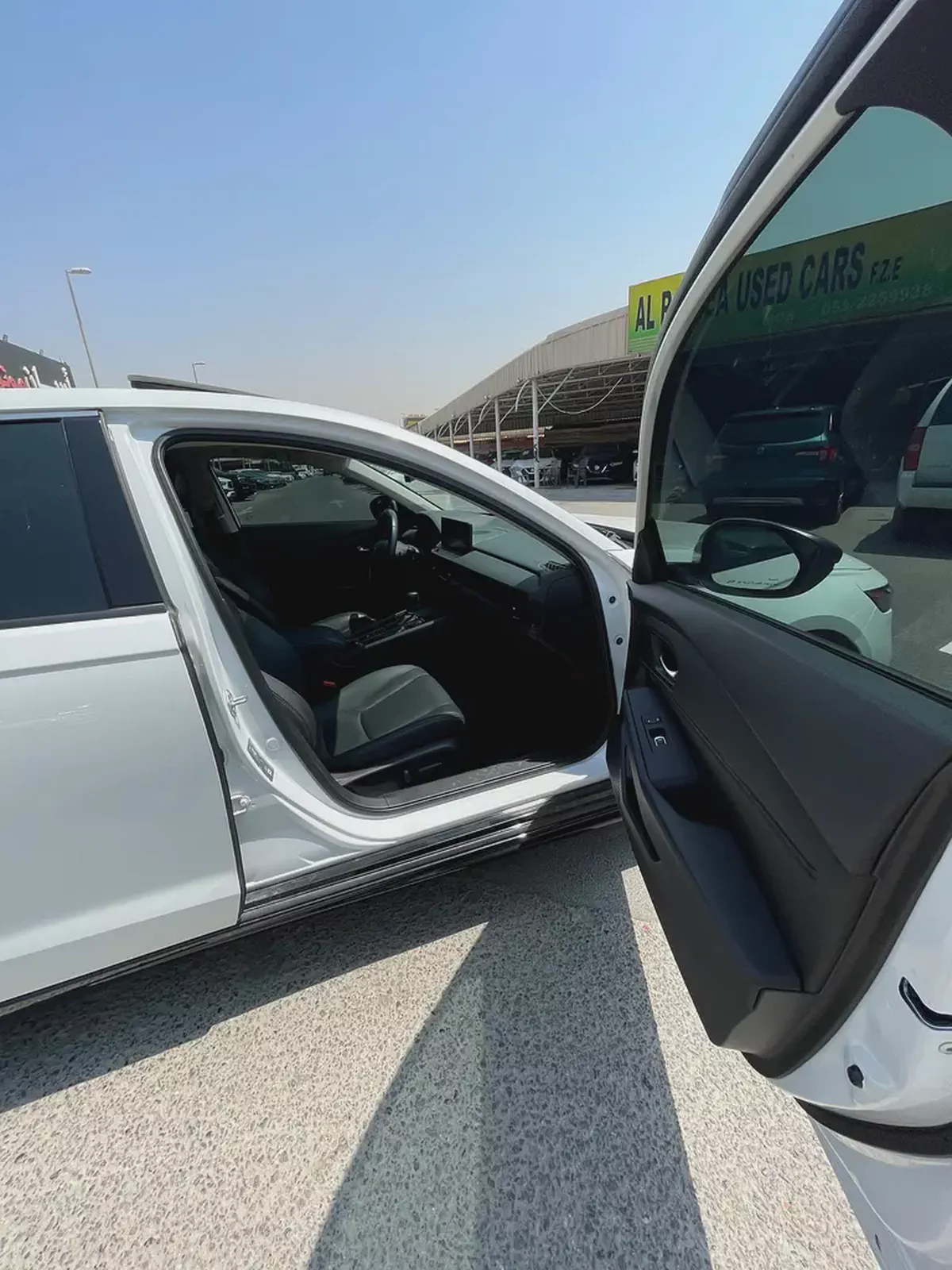 Honda Accord Clarity Hybrid 2023 | GCC Specs | Low Mileage | Excellent Condition-15-15