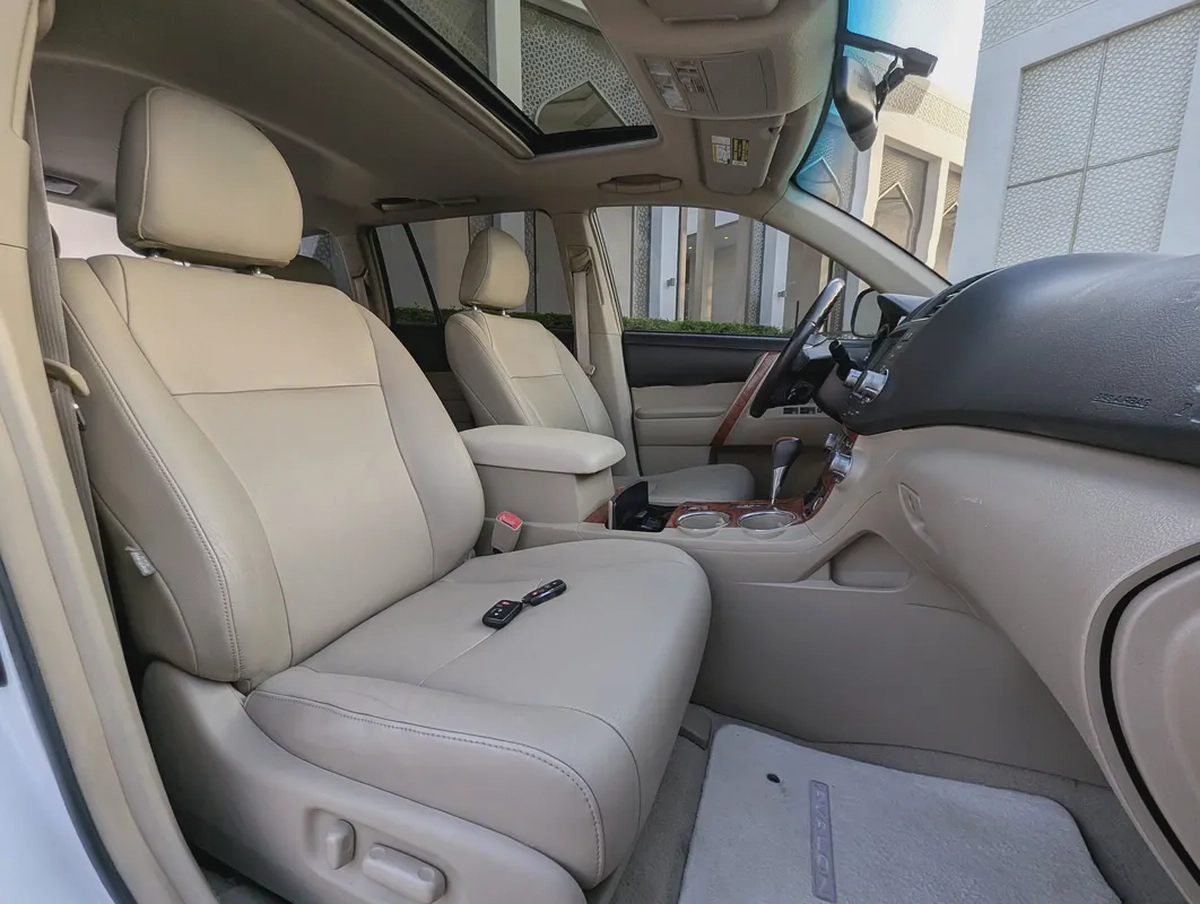 oyota Highlander Limited 2010 | US Specs | Premium Full Option Top Clean Title With 2 Original Keys