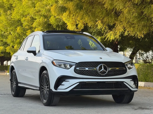 Mercedes Benz GLC 300 FULL OPTIONS UNDER WARRANTY VERY GOOD CONDITION