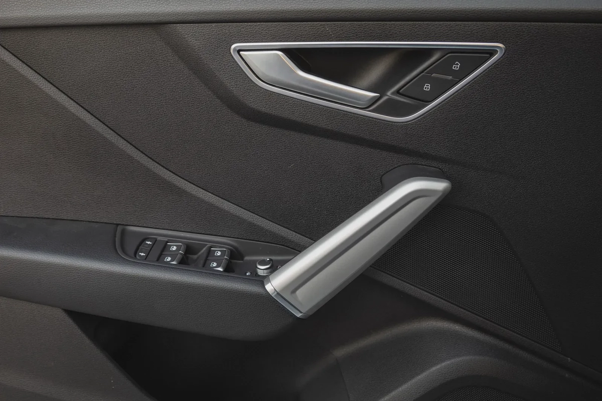 Audi Q2 2024-12-12