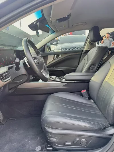 For Sale: 2023 Kia K8 Prestige-10
