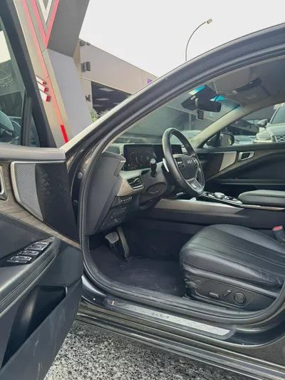For Sale: 2023 Kia K8 Prestige-11