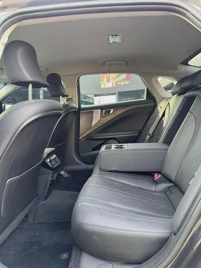 For Sale: 2023 Kia K8 Prestige-12