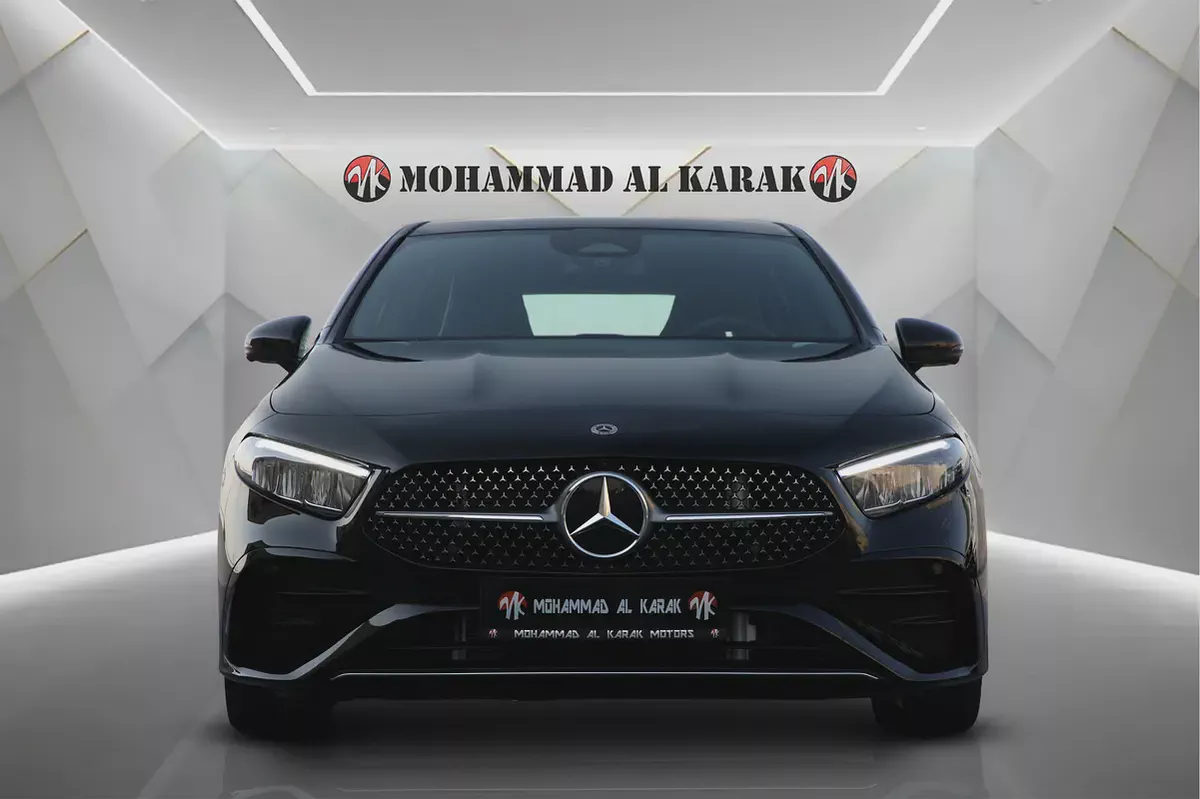 MERCEDES BENZ A200 2025 - GCC - GARGASH WARRANTY - LOW MILEAGE - FULLY LOAD - AMAZING CONDITION