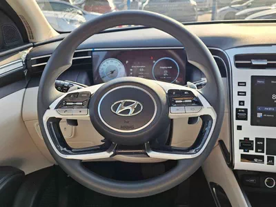 Hyundai Tucson SMART PLUS 1.6L V4 PETROL, PANORAMIC ROOF / FULL OPTION AND MUCH MORE-12