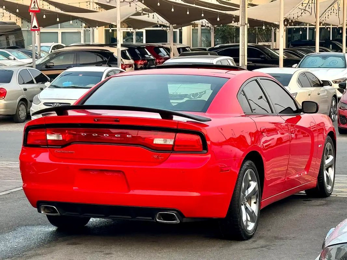 دودچ تشارچر RT V8 5.7L HEMI موديل 2014 خليجى فل اوبشن بحاله ممتازه
