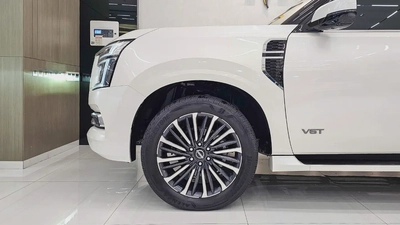 NISSAN - PATROL - LE PLATINUM CITY - 2025 - GCC - V6 TT - 7,200KM - UNDER WARRANTY FROM AGENCY-18