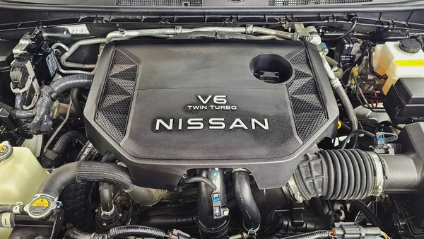 NISSAN - PATROL - LE PLATINUM CITY - 2025 - GCC - V6 TT - 7,200KM - UNDER WARRANTY FROM AGENCY