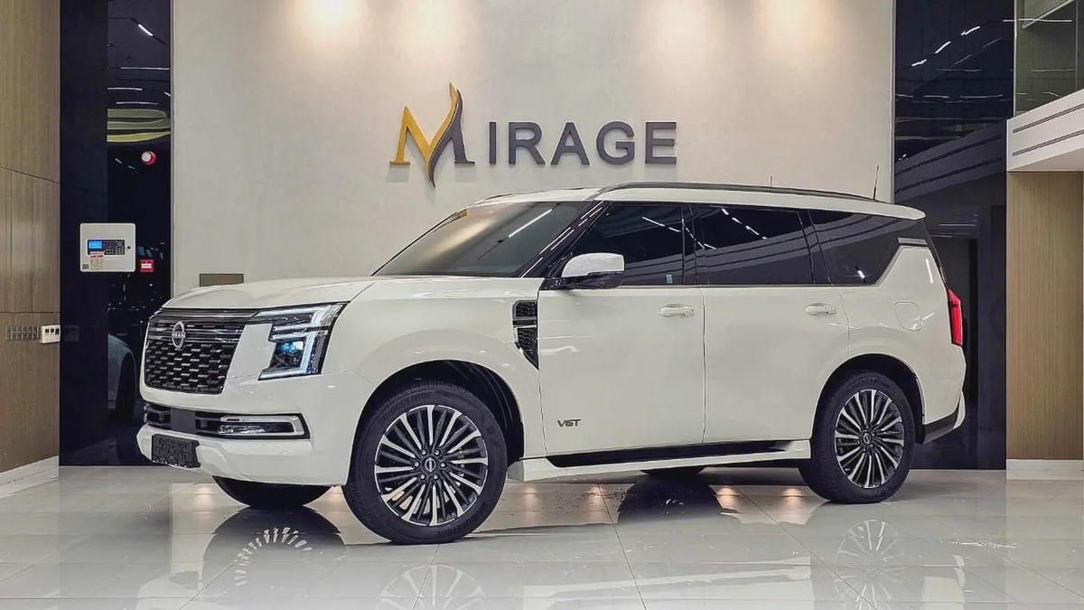 NISSAN - PATROL - LE PLATINUM CITY - 2025 - GCC - V6 TT - 7,200KM - UNDER WARRANTY FROM AGENCY-19-19