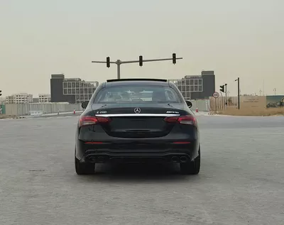 Mercedes-Benz E200 AMG Line 2018 (2022 Facelift) | GCC Specs | 109,000 KM-3