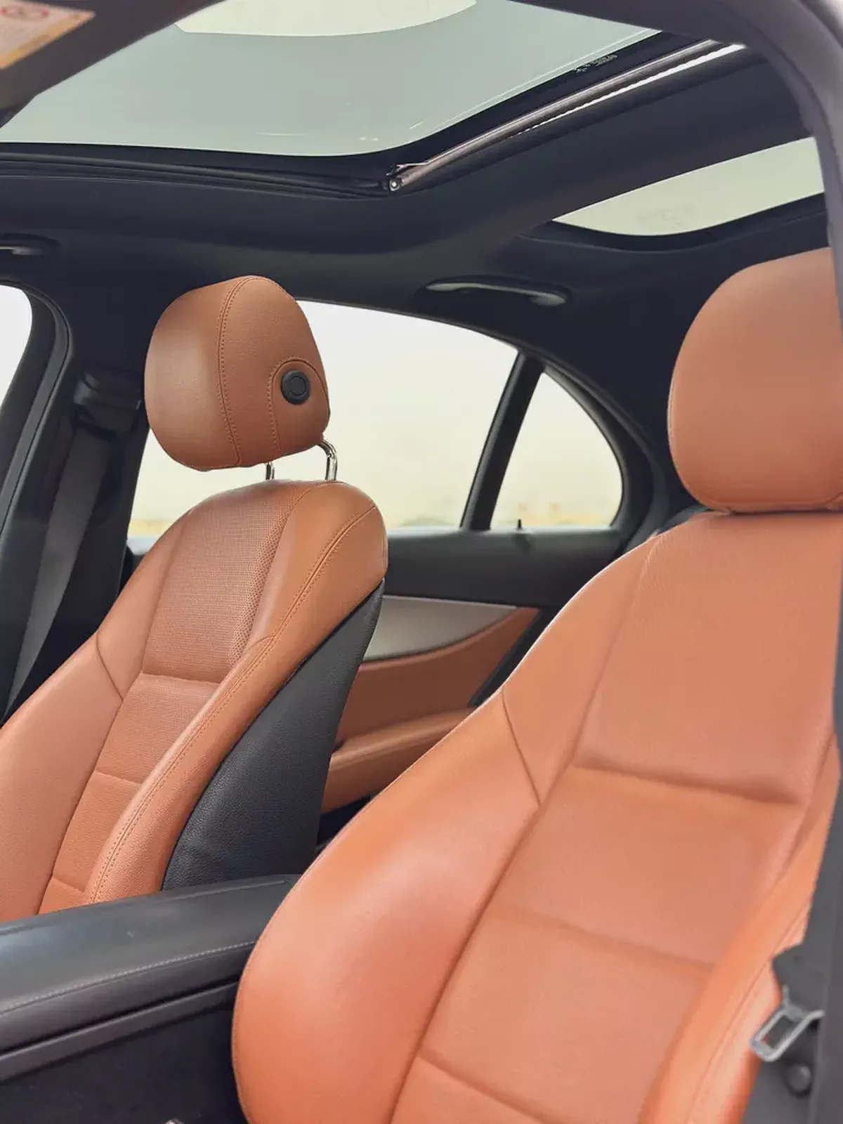 Mercedes-Benz E200 AMG Line 2018 (2022 Facelift) | GCC Specs | 109,000 KM-9-9