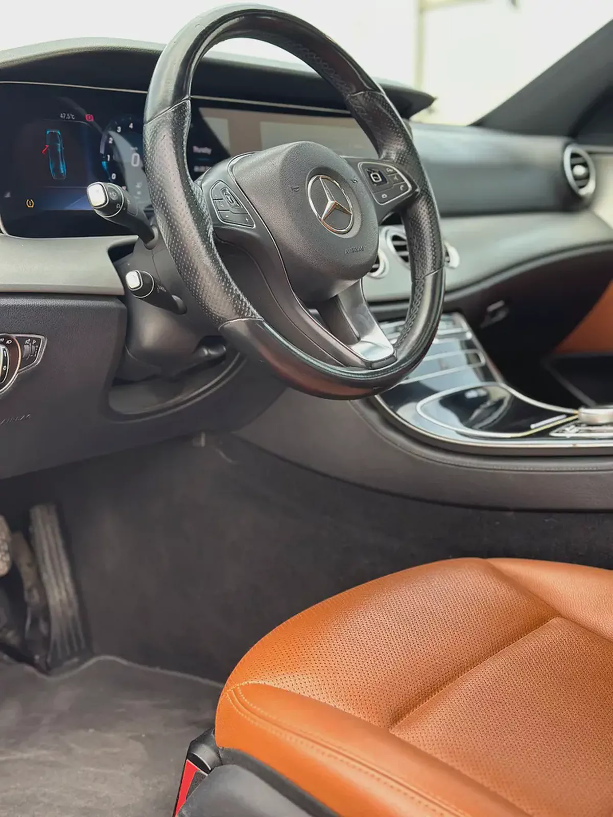 Mercedes-Benz E200 AMG Line 2018 (2022 Facelift) | GCC Specs | 109,000 KM-7-7