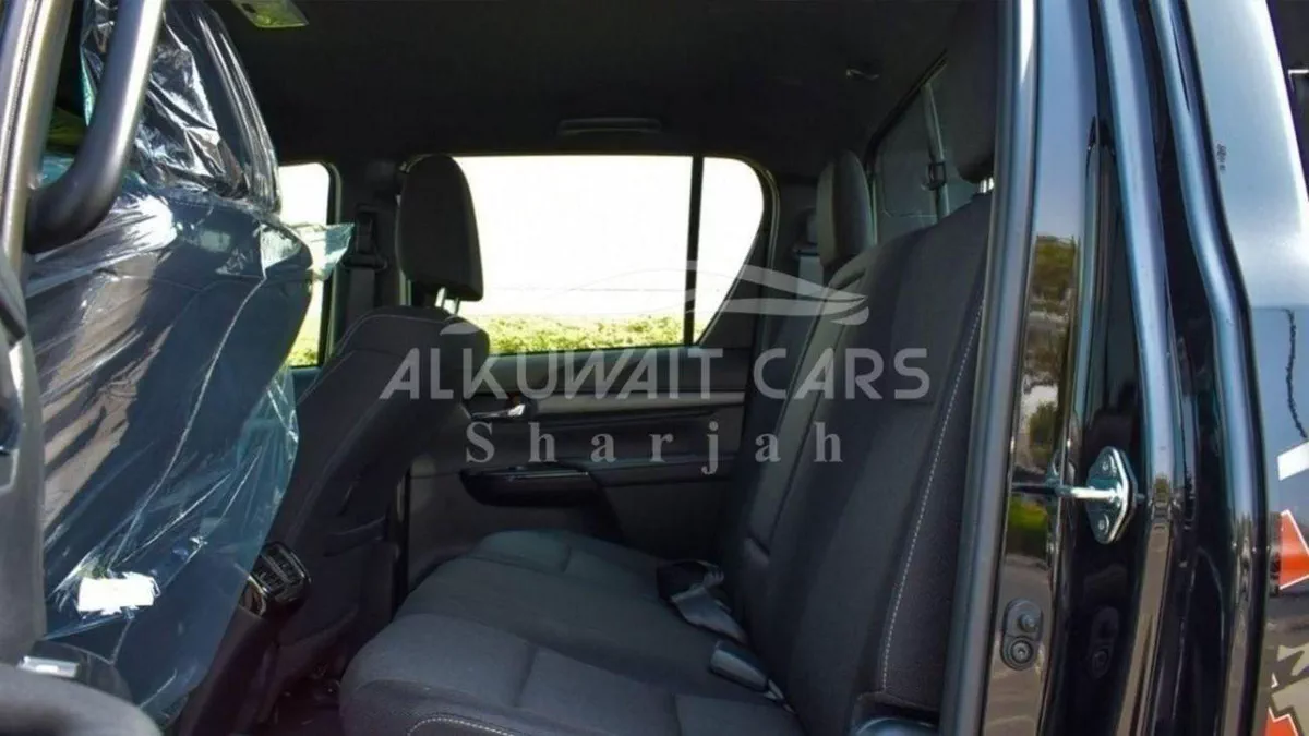 Toyota Hilux ADVENTURE Toyota Hilux Adventure 4.0L 4x4 Petrol 2025-13-0