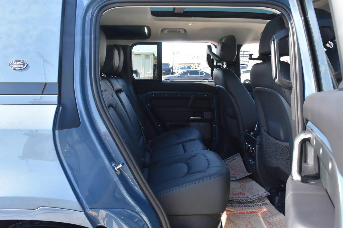 LAND ROVER DEFENDER 110 S 2024 | BLUE-15-15