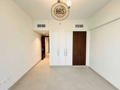 Prime Location || Luxurious 2 Bedroom Hall || Balcony || In 120K Only-7