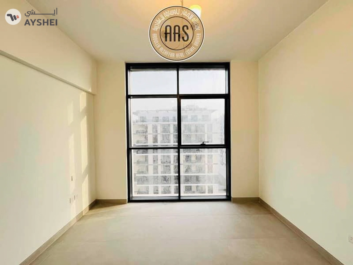 Prime Location || Luxurious 2 Bedroom Hall || Balcony || In 120K Only-6-6