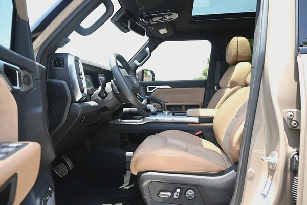 EMI 1,899 AED - JETOUR T2 LUXURY+ - READY TO DRIVE - NO WAITING