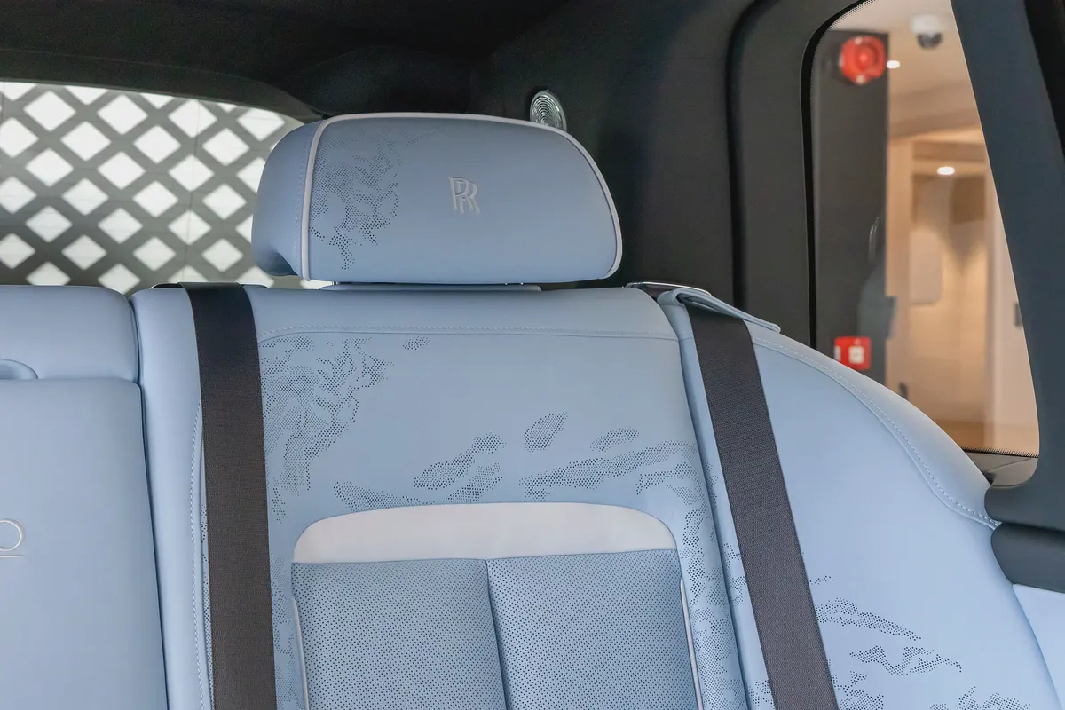 ROLLS-ROYCE CULLINAN | BLACK BADGE | FULL OPTIONS | DEALER WARRAN  SERVICE | GCC SPECS | 2026-14-14