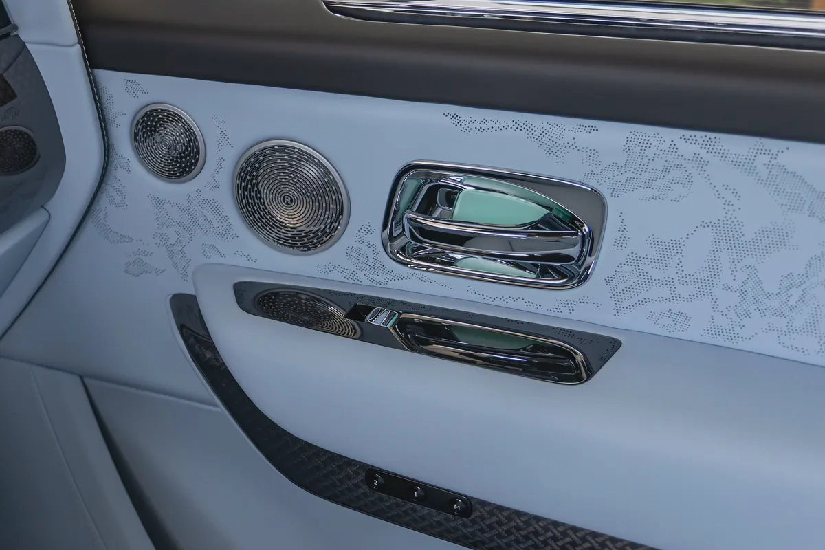 ROLLS-ROYCE CULLINAN | BLACK BADGE | FULL OPTIONS | DEALER WARRAN  SERVICE | GCC SPECS | 2026-19-19