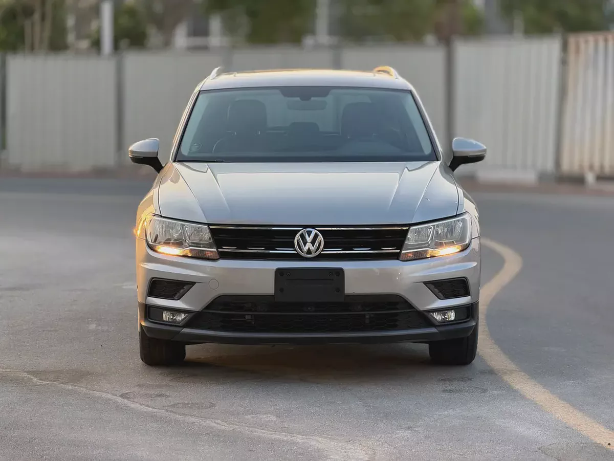 2018 Volkswagen Tiguan SEL 2.0L - Excellent Condition!-1-1