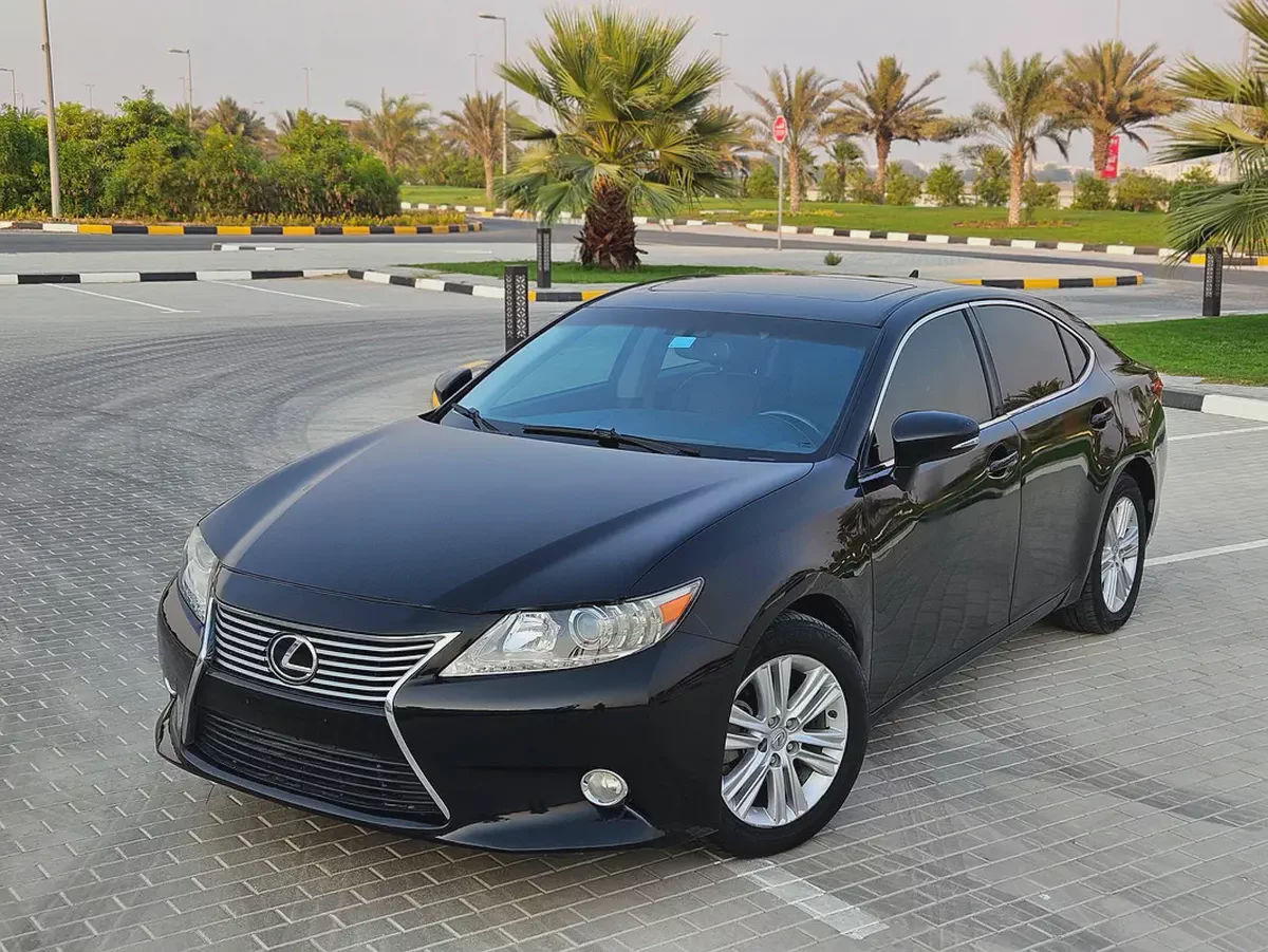 Lexus ES 350 2013 | American Specs | Pristine Condition Clean Car With Low KM