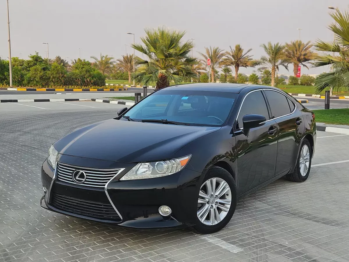 Lexus ES 350 2013 | American Specs | Pristine Condition Clean Car With Low KM-4-4