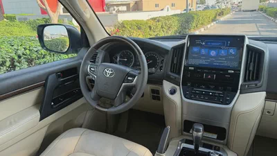 Toyota Land Cruiser 2019 GXR Grand Touring - GCC Specs - Excellent Condition-7