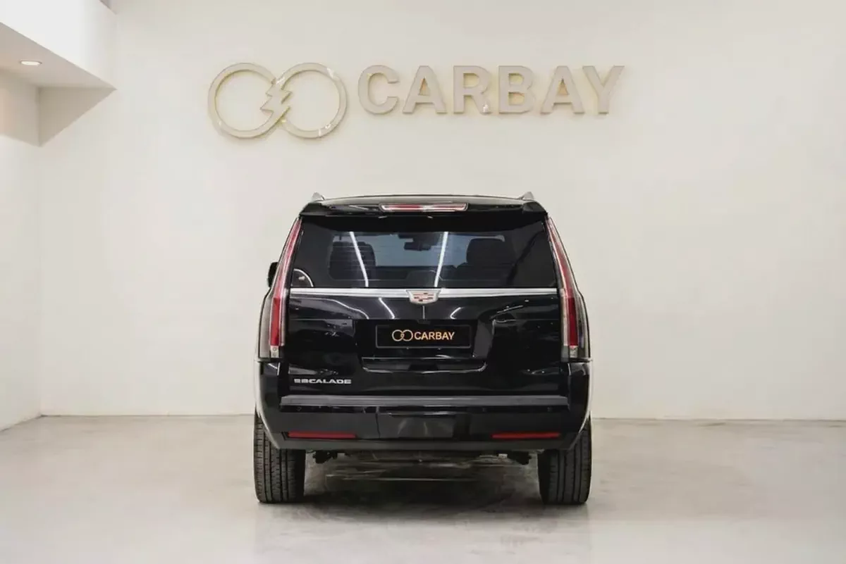 AED 1551 PM | CADILLAC ESCALADE PLATINUM 2020 | PRISTINE CONDITION | 1 YEAR WARRANTY | GCC-3-3