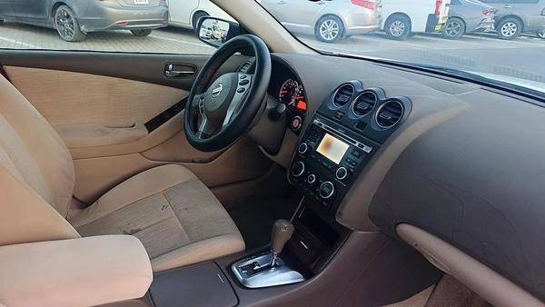 Nissan Altima SL 2011 - GCC Specs - Well Maintained
