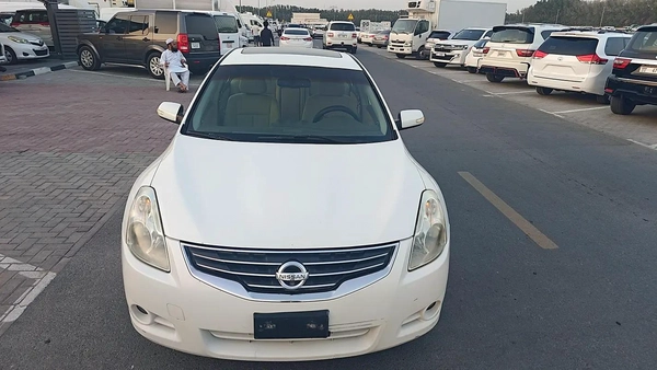 Nissan Altima SL 2011 - GCC Specs - Well Maintained