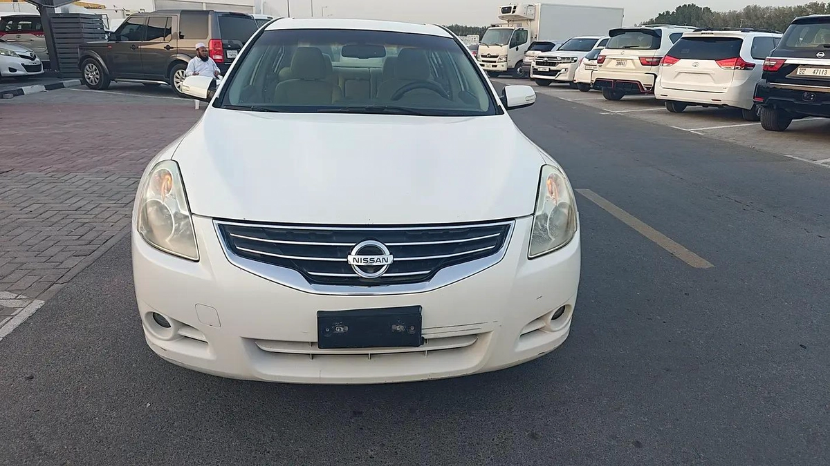 Nissan Altima SL 2011 - GCC Specs - Well Maintained-17-17