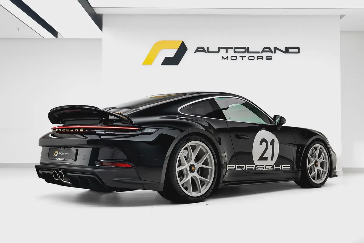 2024 PORSCHE 911 S/T  N.  307 OF 1963 WITH DEALER WARRANTY