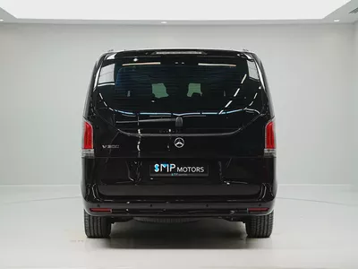 Dealer WARRANTY | GCC specs | 2026 Mercedes-Benz V300 AVANGARDE-3