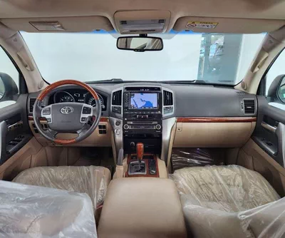 Toyota Land Cruiser VXR V8 5.7-8CYL FULL OPTION EXCELLENT CONDITION-6