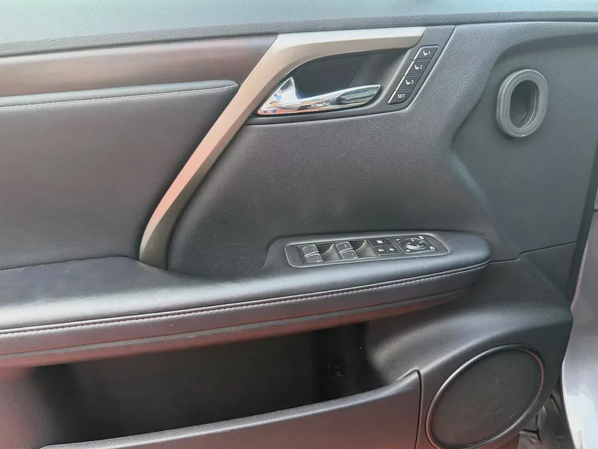 Lexus RX 350 Standard 2021 American Specs-5-5