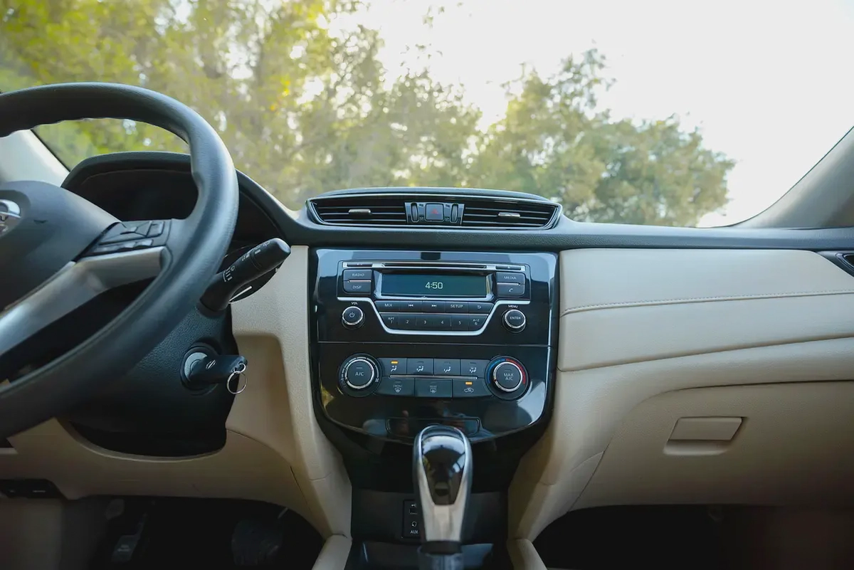 AED 748/month | X-Trail S | Free Warranty | GCC Specs | REF#N25301-15-15