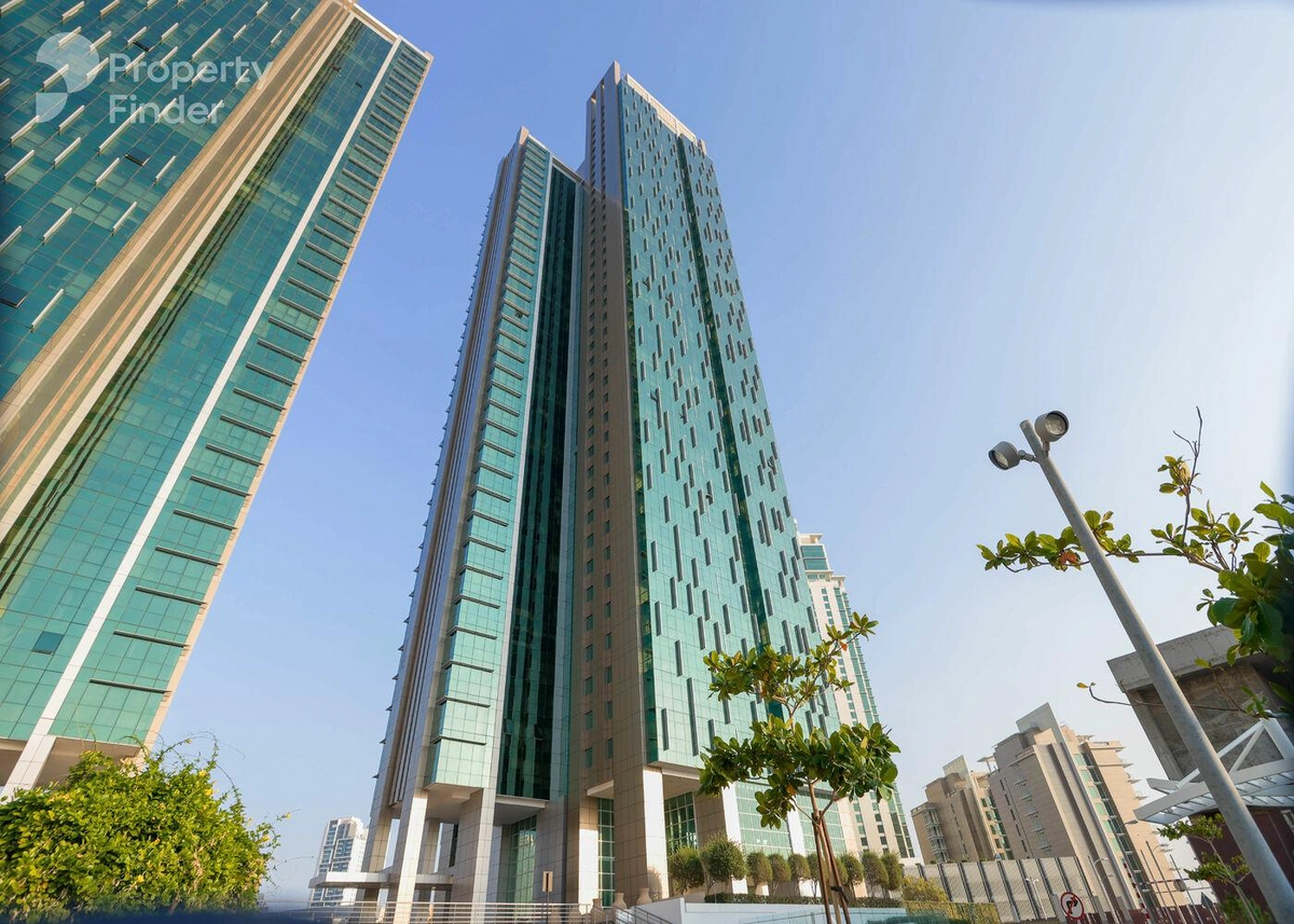 Elegant 3BR + Maid | Full Facilities | Prime Area
