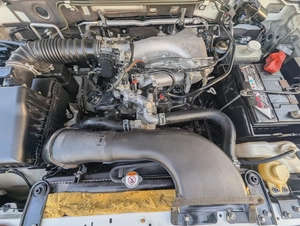 MITSUBISHI PAJERO 2015 GCC GLS MID OPTION IN EXCELLENT CONDITION